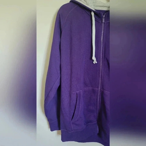 Minnesota Vikings Men's Antigua Purple Logo Full Zip Up Hoodie Sweatshirt - Picture 4 of 8